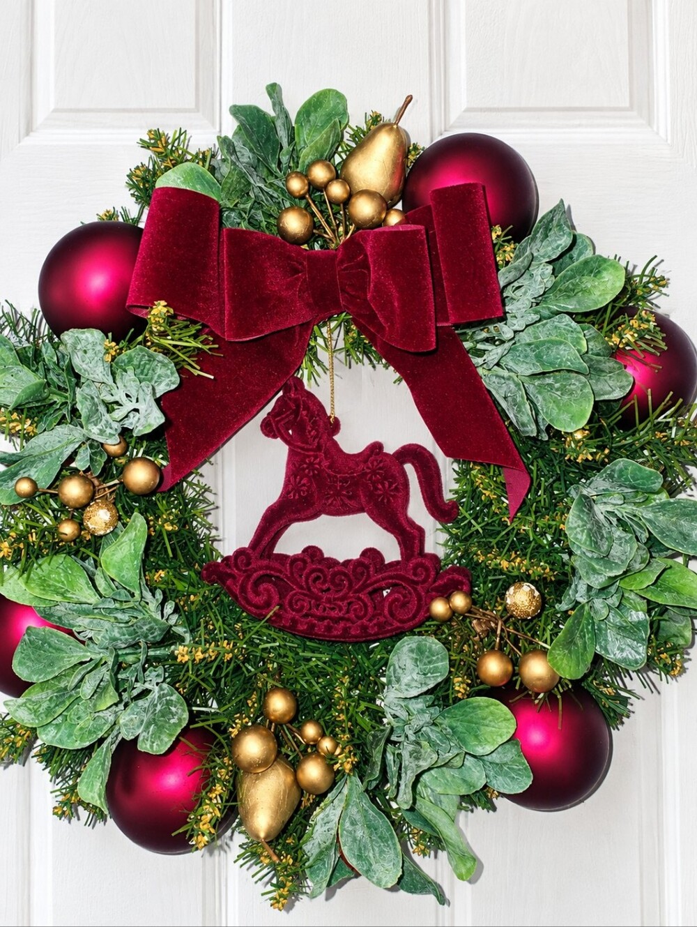 Rocking Horse Christmas Mini Wreath, 13' Diameter, Maroon Gold Green